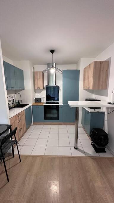 Appartement A Fleury-Merogis Proche De Paris מראה חיצוני תמונה